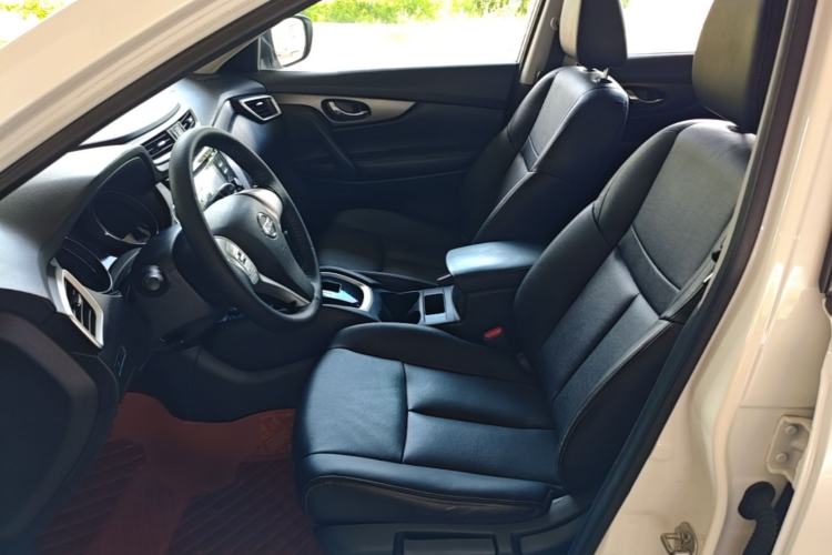 Used Nissan X-Trail 2014 2.0L CVT Comfort Edition 2WD Left Front Seat