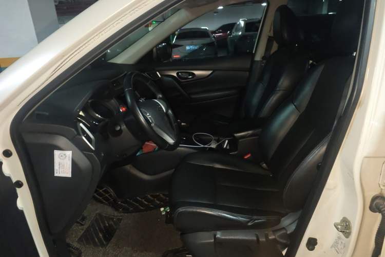 Used Nissan X-Trail 2014 2.0L CVT Comfort Edition 2WD Left Front Seat
