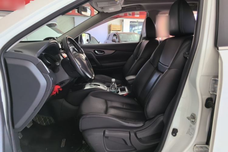 Used Nissan X-Trail 2014 2.0L CVT Comfort Edition 2WD Left Front Seat