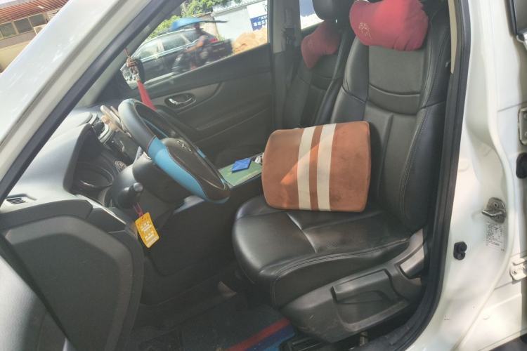 Used Nissan X-Trail 2014 2.0L CVT Smart Edition 2WD Left Front Seat