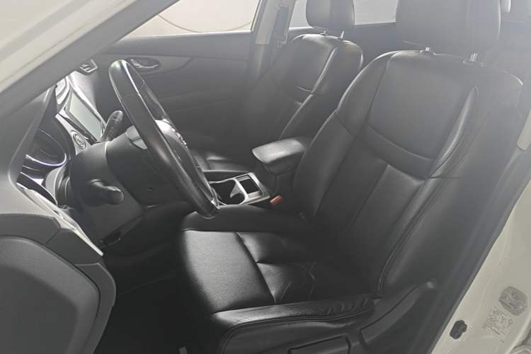 Used Nissan X-Trail 2014 2.0L CVT Comfort Edition 2WD Left Front Seat
