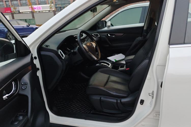 Used Nissan X-Trail 2014 2.0L CVT Comfort Edition 2WD Left Front Seat
