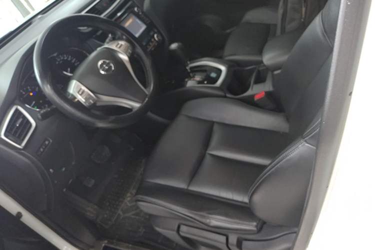 Used Nissan X-Trail 2014 2.0L CVT Smart Edition 2WD Left Front Seat