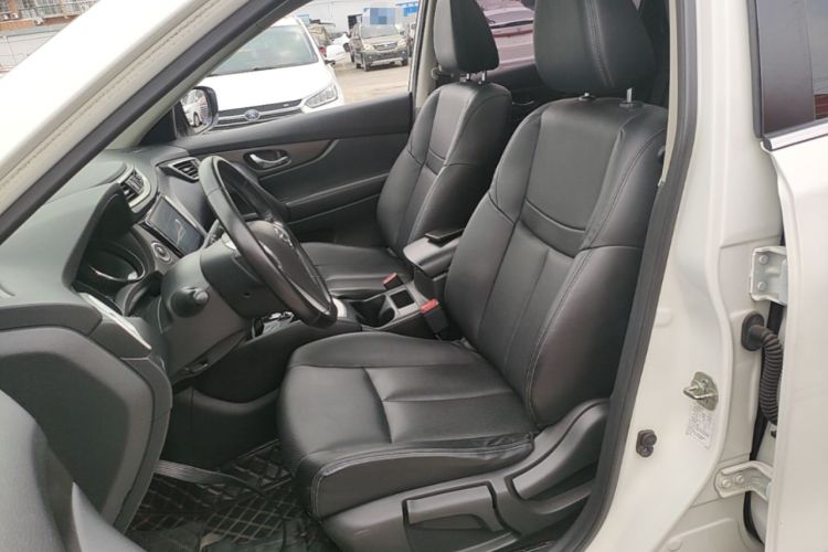 Used Nissan X-Trail 2014 2.0L CVT Comfort Edition 2WD Left Front Seat
