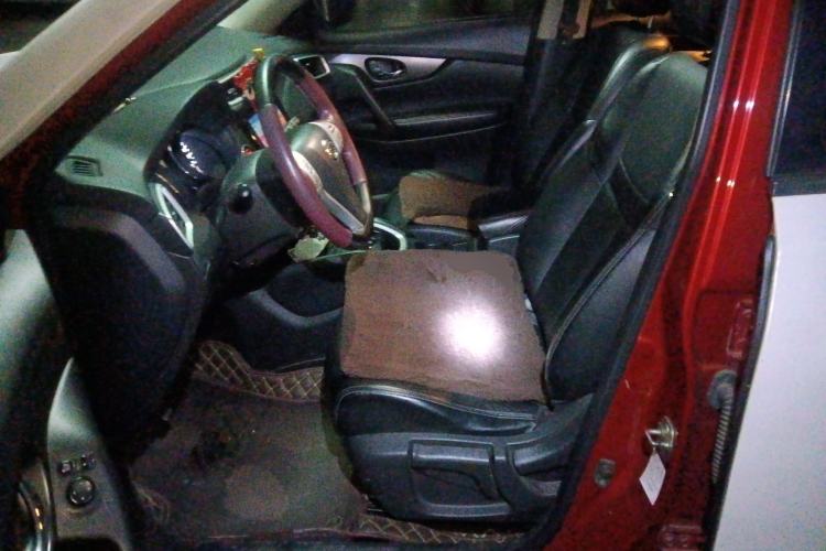 Used Nissan X-Trail 2014 2.0L CVT Smart Edition 2WD Left Front Seat