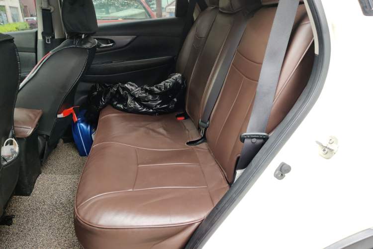 Used Nissan X-Trail 2014 2.0L CVT Comfort Edition 2WD Left Rear Seat