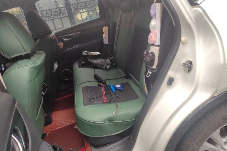 Used Nissan X-Trail 2014 2.5L CVT Luxury Edition 4WD Left Rear Seat