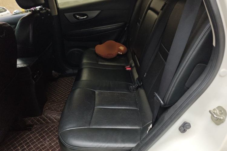 Used Nissan X-Trail 2014 2.0L CVT Comfort Edition 2WD Left Rear Seat
