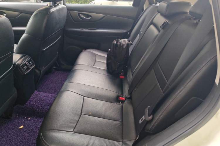 Used Nissan X-Trail 2014 2.0L CVT Comfort Edition 2WD Left Rear Seat