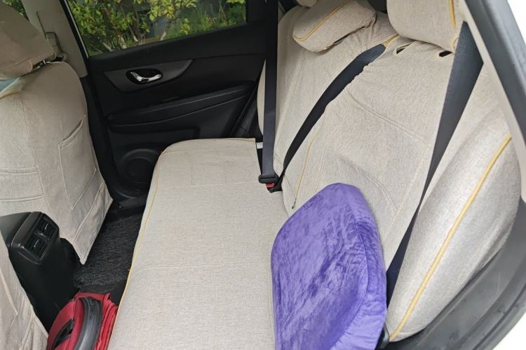 Used Nissan X-Trail 2014 2.0L CVT Comfort Edition 2WD Left Rear Seat