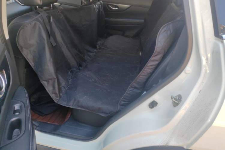 Used Nissan X-Trail 2014 2.5L CVT Luxury Edition 4WD Left Rear Seat