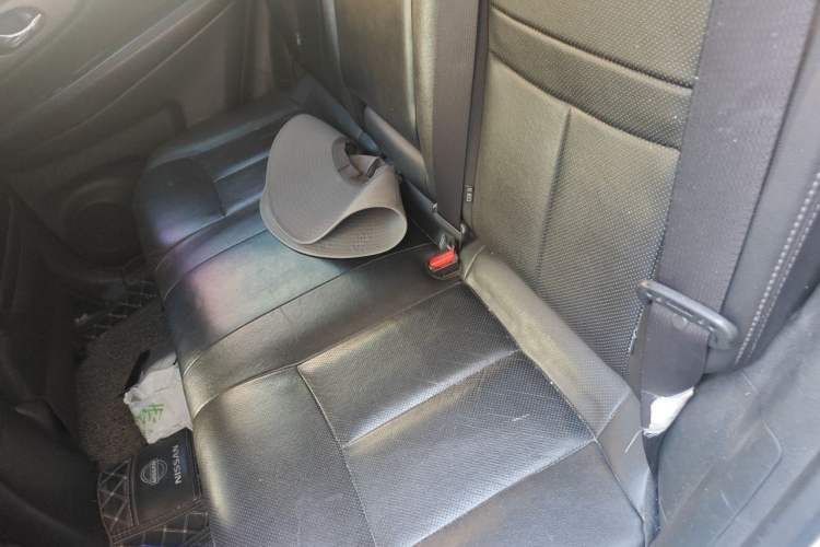 Used Nissan X-Trail 2014 2.0L CVT Comfort Edition 2WD Left Rear Seat