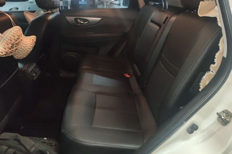 Used Nissan X-Trail 2014 2.0L CVT Comfort Edition 2WD Left Rear Seat
