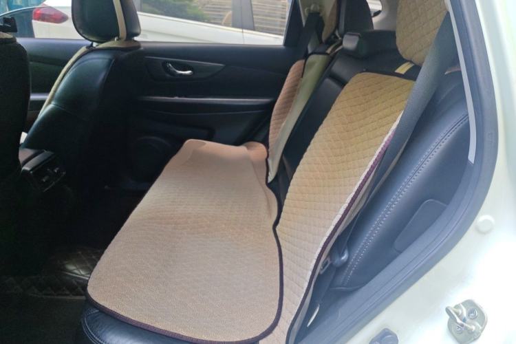 Used Nissan X-Trail 2014 2.5L CVT Luxury Edition 4WD Left Rear Seat