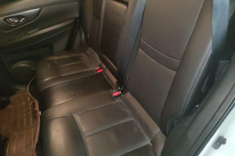 Used Nissan X-Trail 2014 2.0L CVT Comfort Edition 2WD Left Rear Seat