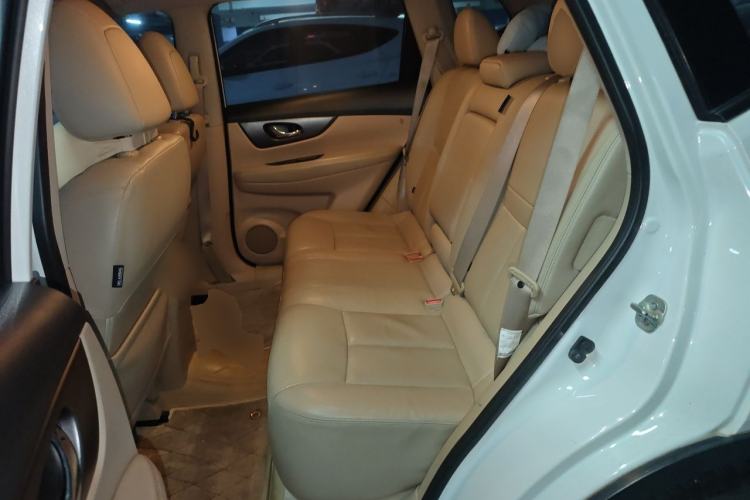 Used Nissan X-Trail 2014 2.0L CVT Comfort Edition 2WD Left Rear Seat