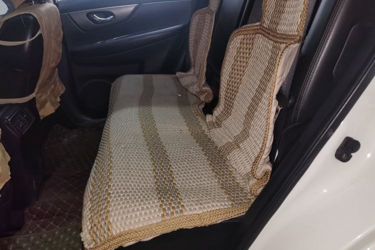 Used Nissan X-Trail 2014 2.0L CVT Comfort Edition 2WD Left Rear Seat