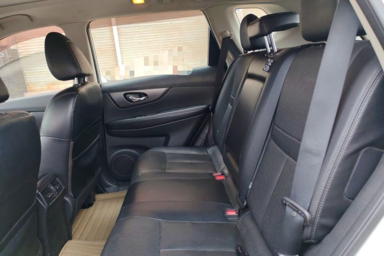 Used Nissan X-Trail 2014 2.0L CVT Comfort Edition 2WD Left Rear Seat