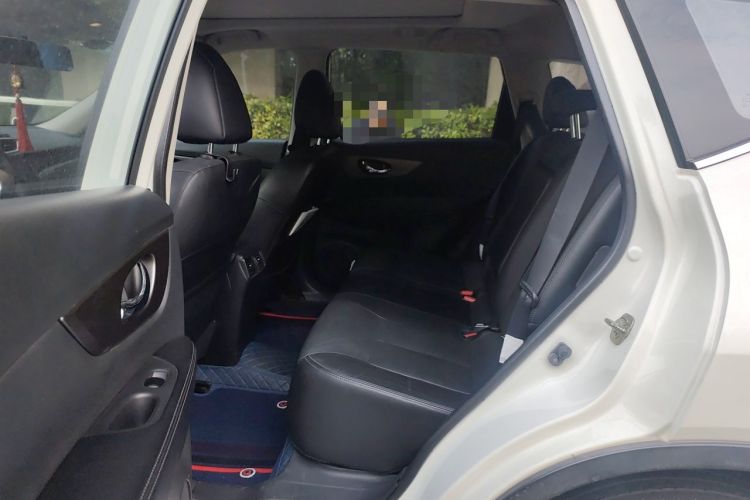 Used Nissan X-Trail 2014 2.0L CVT Comfort Edition 2WD Left Rear Seat