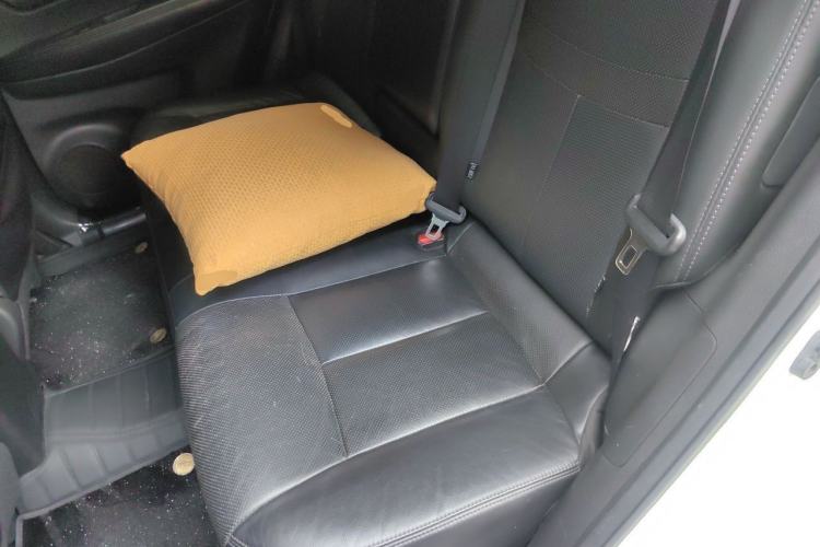 Used Nissan X-Trail 2014 2.5L CVT Luxury Edition 4WD Left Rear Seat