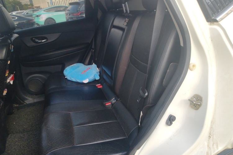 Used Nissan X-Trail 2014 2.0L CVT Comfort Edition 2WD Left Rear Seat
