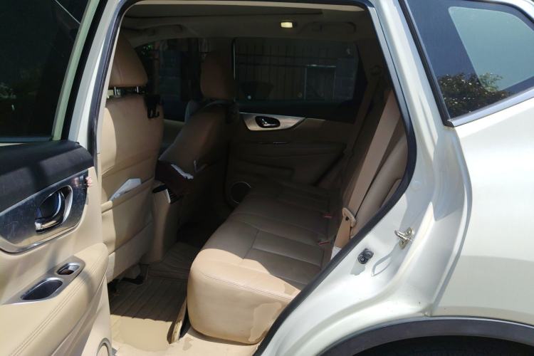 Used Nissan X-Trail 2014 2.0L CVT Comfort Edition 2WD Left Rear Seat