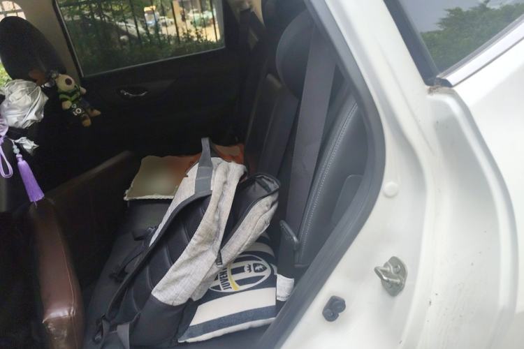 Used Nissan X-Trail 2014 2.0L CVT Comfort Edition 2WD Left Rear Seat