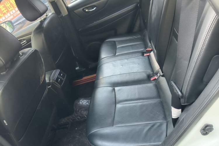 Used Nissan X-Trail 2014 2.0L CVT Comfort Edition 2WD Left Rear Seat