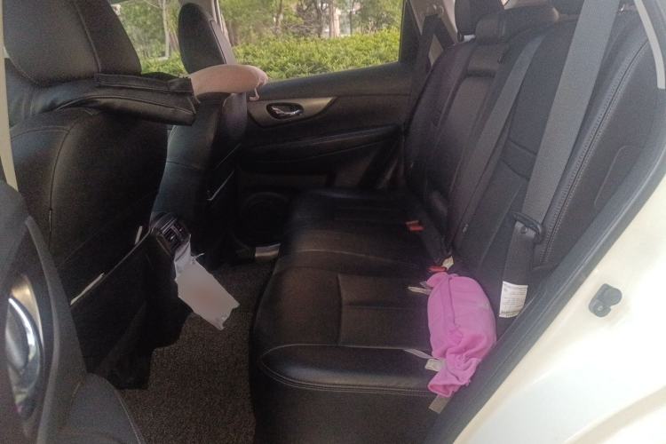 Used Nissan X-Trail 2014 2.0L CVT Comfort Edition 2WD Left Rear Seat