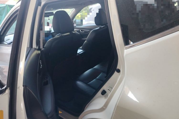 Used Nissan X-Trail 2014 2.0L CVT Comfort Edition 2WD Left Rear Seat