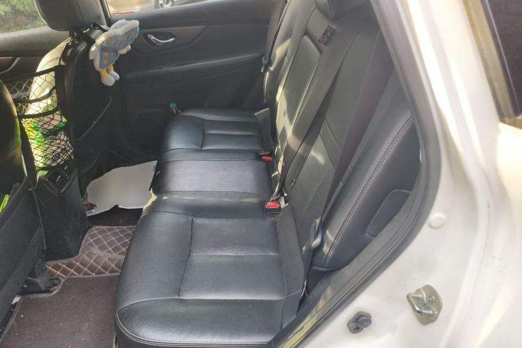 Used Nissan X-Trail 2014 2.0L CVT Comfort Edition 2WD Left Rear Seat