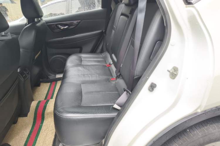 Used Nissan X-Trail 2014 2.5L CVT Ultimate Edition 4WD Left Rear Seat