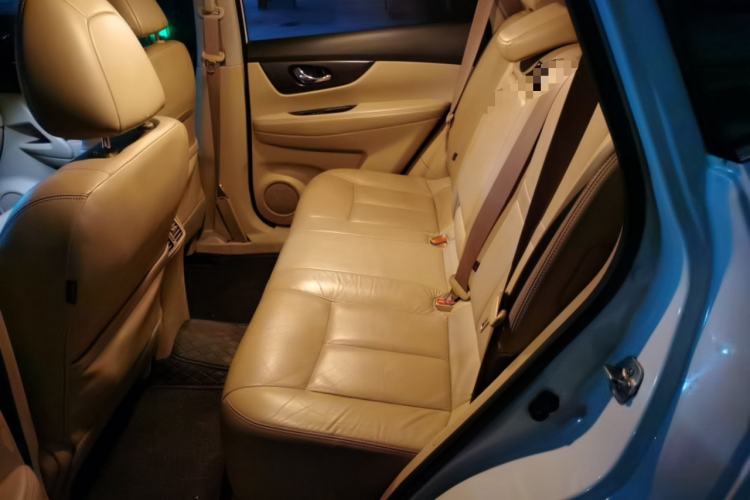 Used Nissan X-Trail 2014 2.0L CVT Comfort Edition 2WD Left Rear Seat