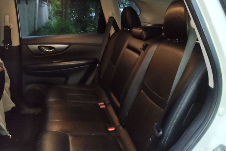 Used Nissan X-Trail 2014 2.0L CVT Comfort Edition 2WD Left Rear Seat