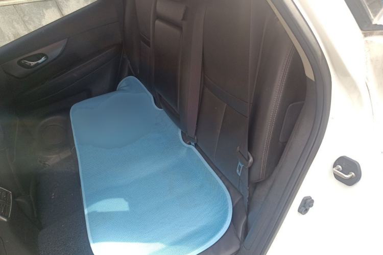 Used Nissan X-Trail 2014 2.0L CVT Comfort Edition 2WD Left Rear Seat