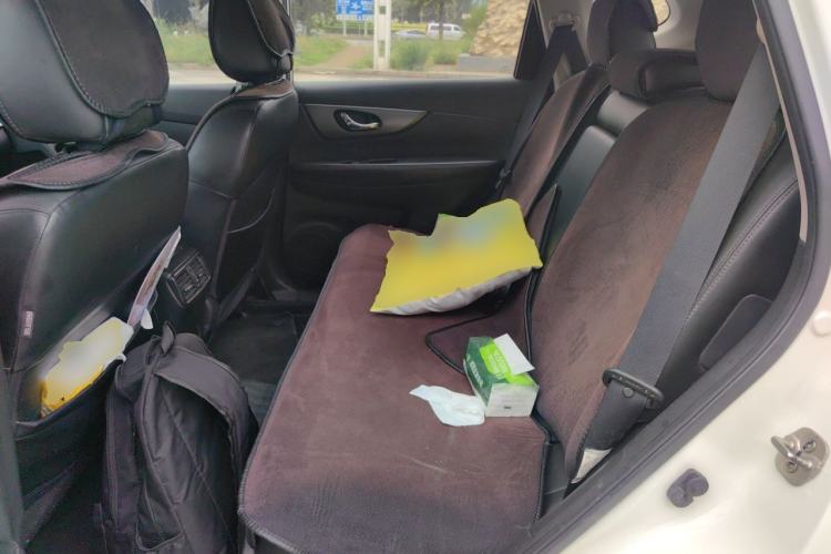 Used Nissan X-Trail 2014 2.0L CVT Comfort Edition 2WD Left Rear Seat
