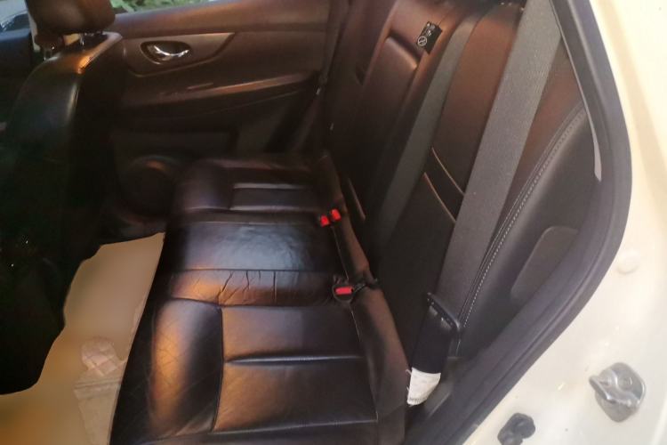 Used Nissan X-Trail 2014 2.0L CVT Comfort Edition 2WD Left Rear Seat