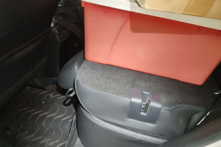 Used Nissan X-Trail 2014 2.0L CVT Comfort Edition 2WD Left Rear Seat