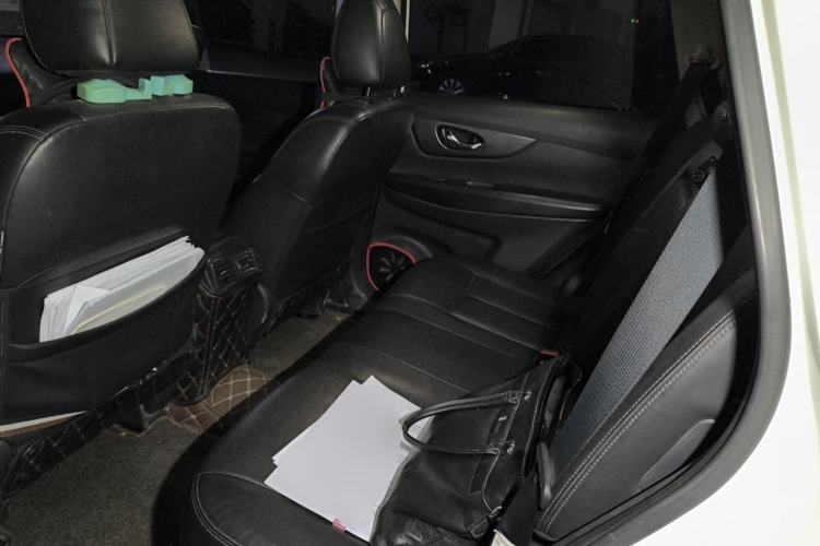 Used Nissan X-Trail 2014 2.0L CVT Comfort Edition 2WD Left Rear Seat