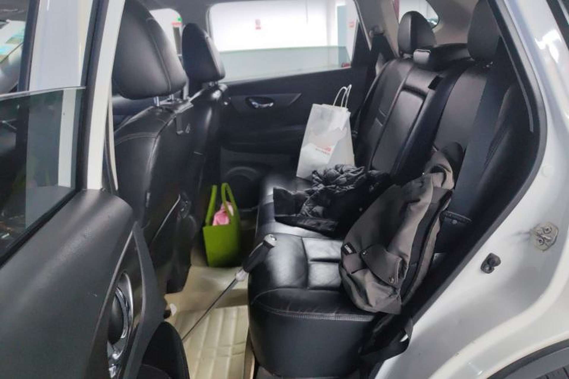 Used Nissan X-Trail 2014 2.0L CVT Comfort Edition 2WD Left Rear Seat