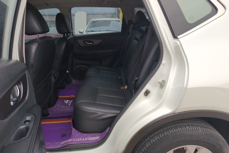 Used Nissan X-Trail 2014 2.0L CVT Comfort Edition 2WD Left Rear Seat