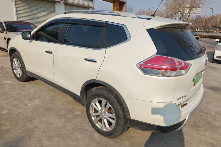 Used Nissan X-Trail 2014 2.5L CVT Leading Edition 4WD Left Side