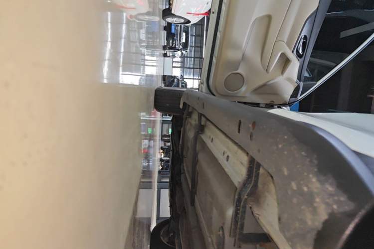 Used Nissan X-Trail 2014 2.0L CVT Comfort Edition 2WD Left Side Sill