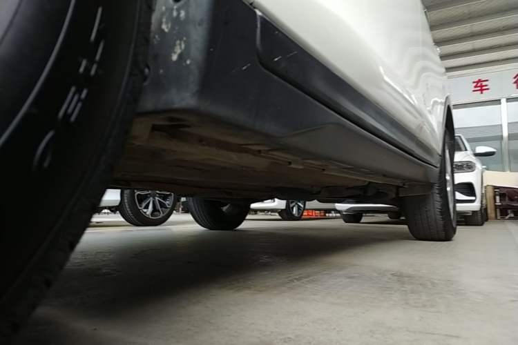 Used Nissan X-Trail 2014 2.0L CVT Comfort Edition 2WD Left Side Sill
