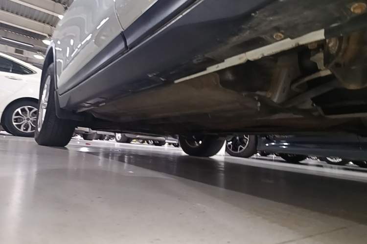 Used Nissan X-Trail 2014 2.0L CVT Comfort Edition 2WD Left Side Sill