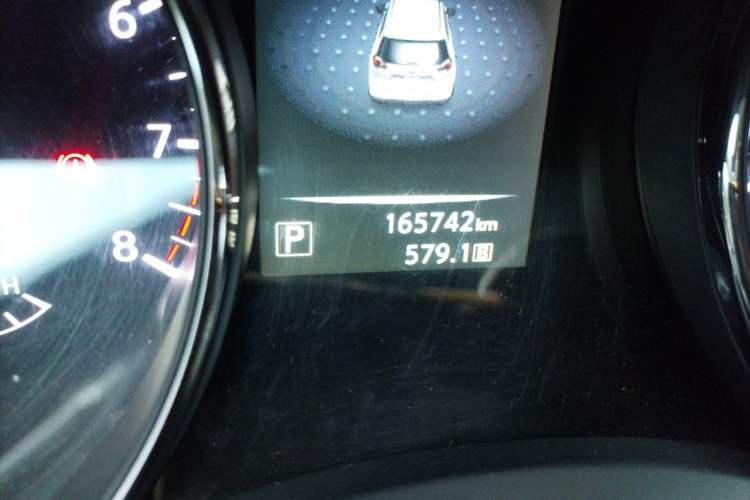 Used Nissan X-Trail 2014 2.0L CVT Comfort Edition 2WD Odometer Close Up