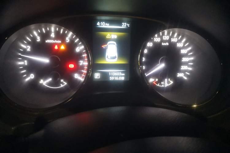 Used Nissan X-Trail 2014 2.0L CVT Comfort Edition 2WD Odometer Close Up