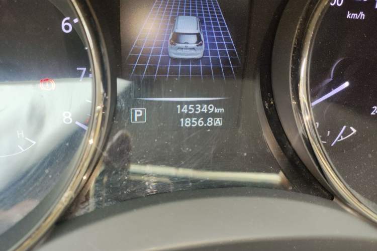 Used Nissan X-Trail 2014 2.0L CVT Comfort Edition 2WD Odometer Close Up