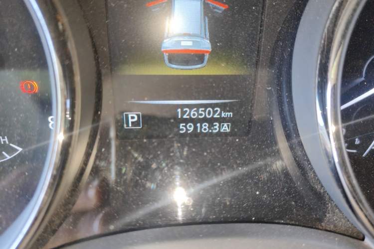Used Nissan X-Trail 2014 2.0L CVT Comfort Edition 2WD Odometer Close Up