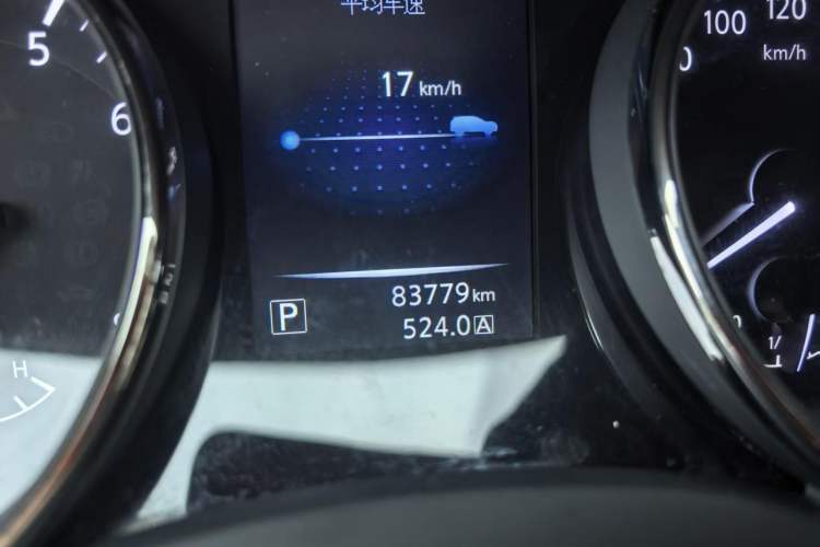 Used Nissan X-Trail 2014 2.0L CVT Comfort Edition 2WD Odometer Close Up